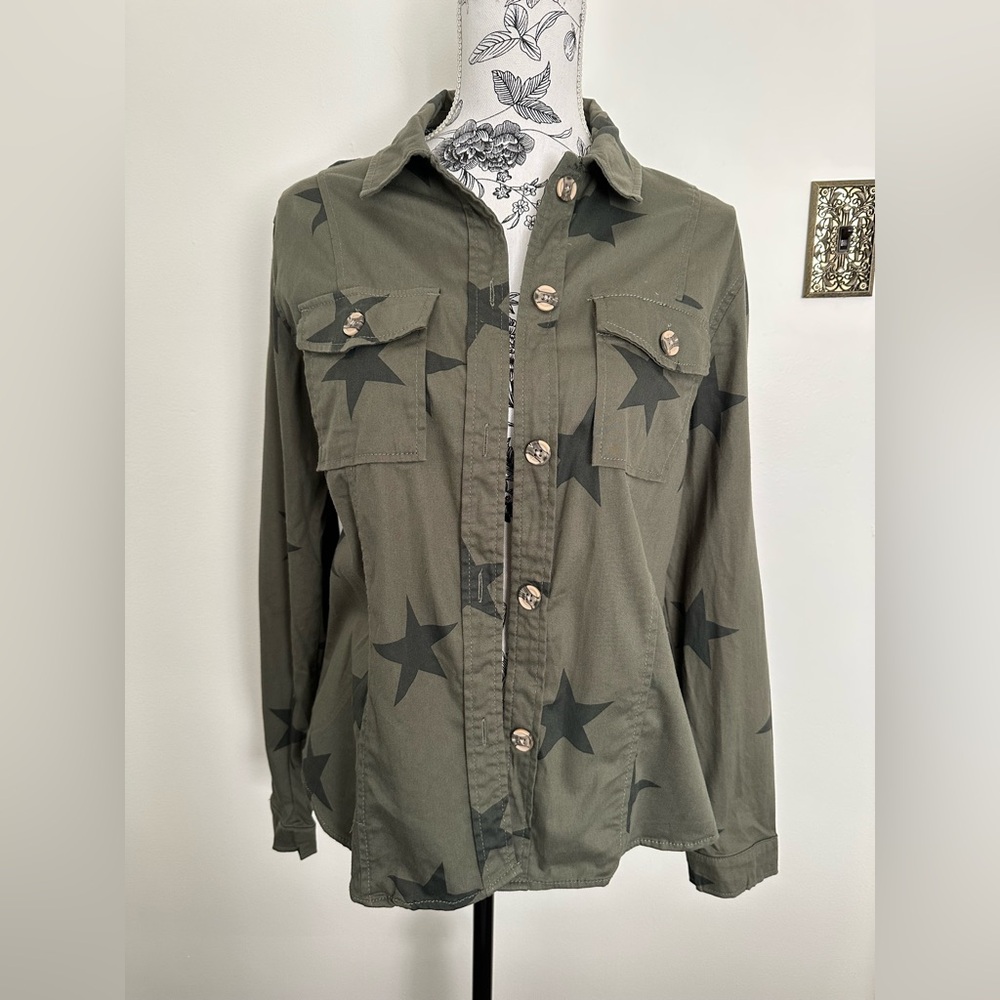 Knox Rose Olive with Stars Shirt
